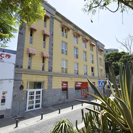 The Palmas * Las Palmas